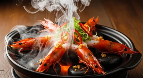 Tôm Xông Hơi Đá Cuội Phun Rượu Trắng